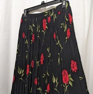 Vintage Bloomingdale's Pleated Floral Print Maxi Skirt
